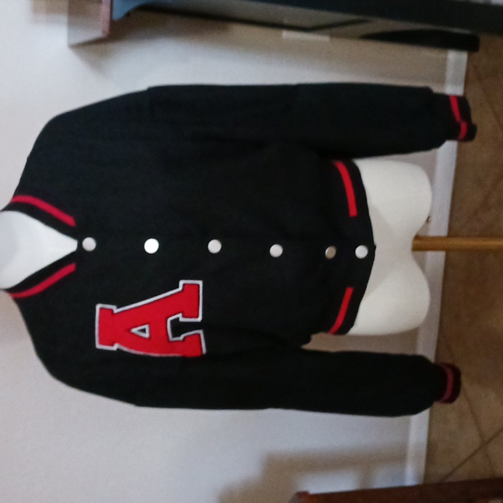 NWOT- Junior Girls Large Black/red Sport Jacket